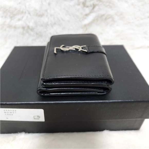 Yves Saint Laurent Black Wallet with Silver Logo - Picture 5 of 13